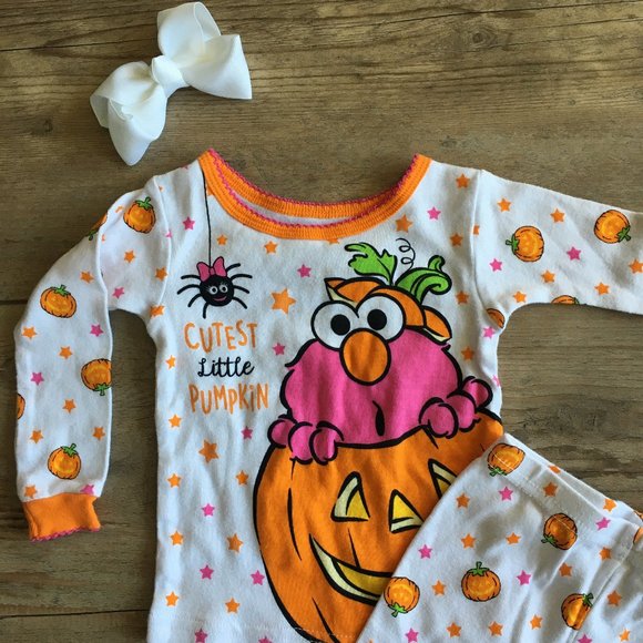 Sesame Street Other - Adorable Sesame Street Halloween PJs 12 Months